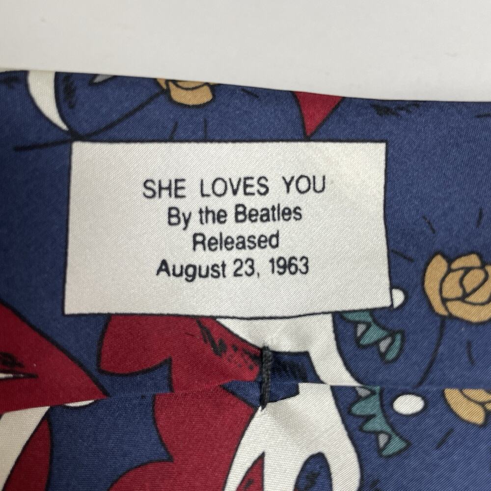 The Beatles SHE LOVES YOU 100% Silk Neck Tie 1991 Apple Corps Limited - Picture 3 of 7